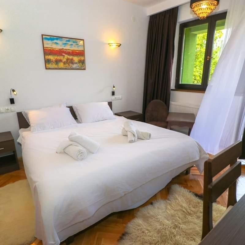Holiday Resort Zlatni Dol Mostar Goranci Exterior photo