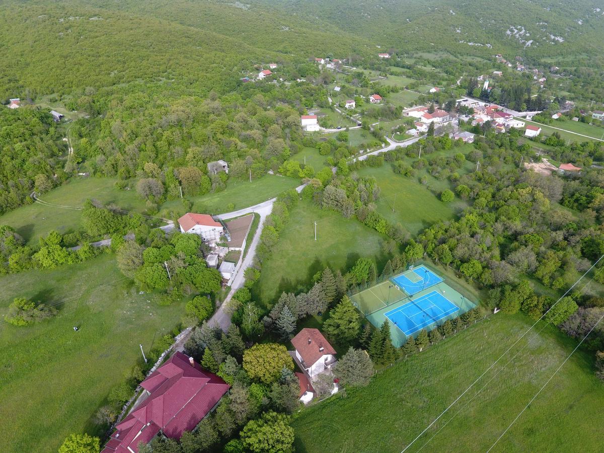Holiday Resort Zlatni Dol Mostar Goranci Exterior photo